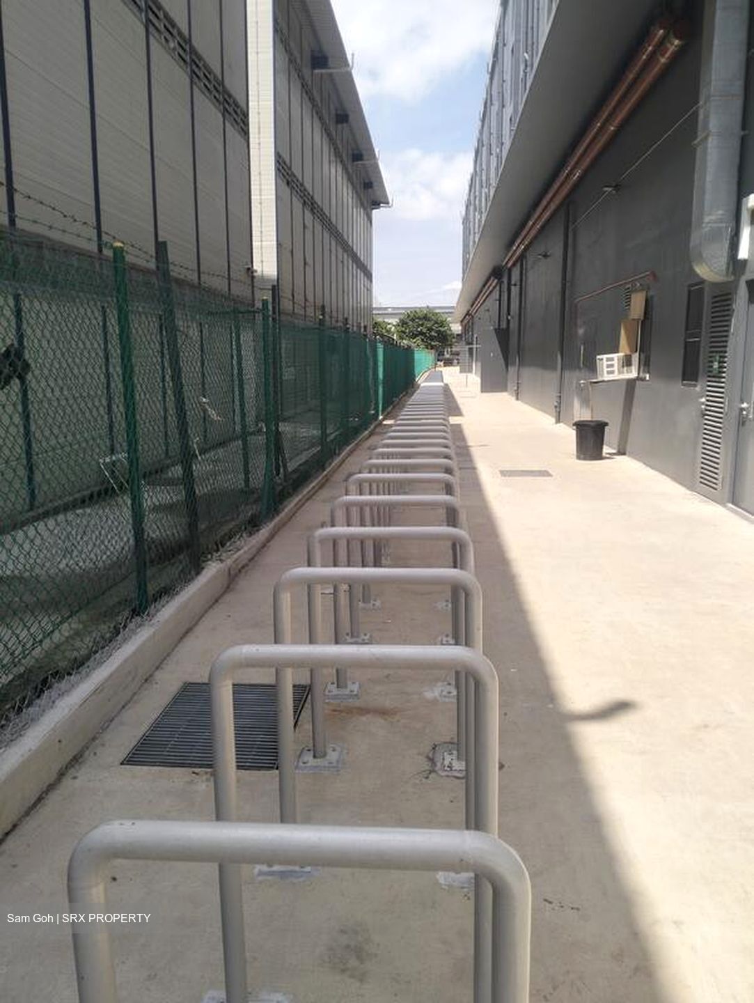 Jalan Besut (D22), Factory #523212631